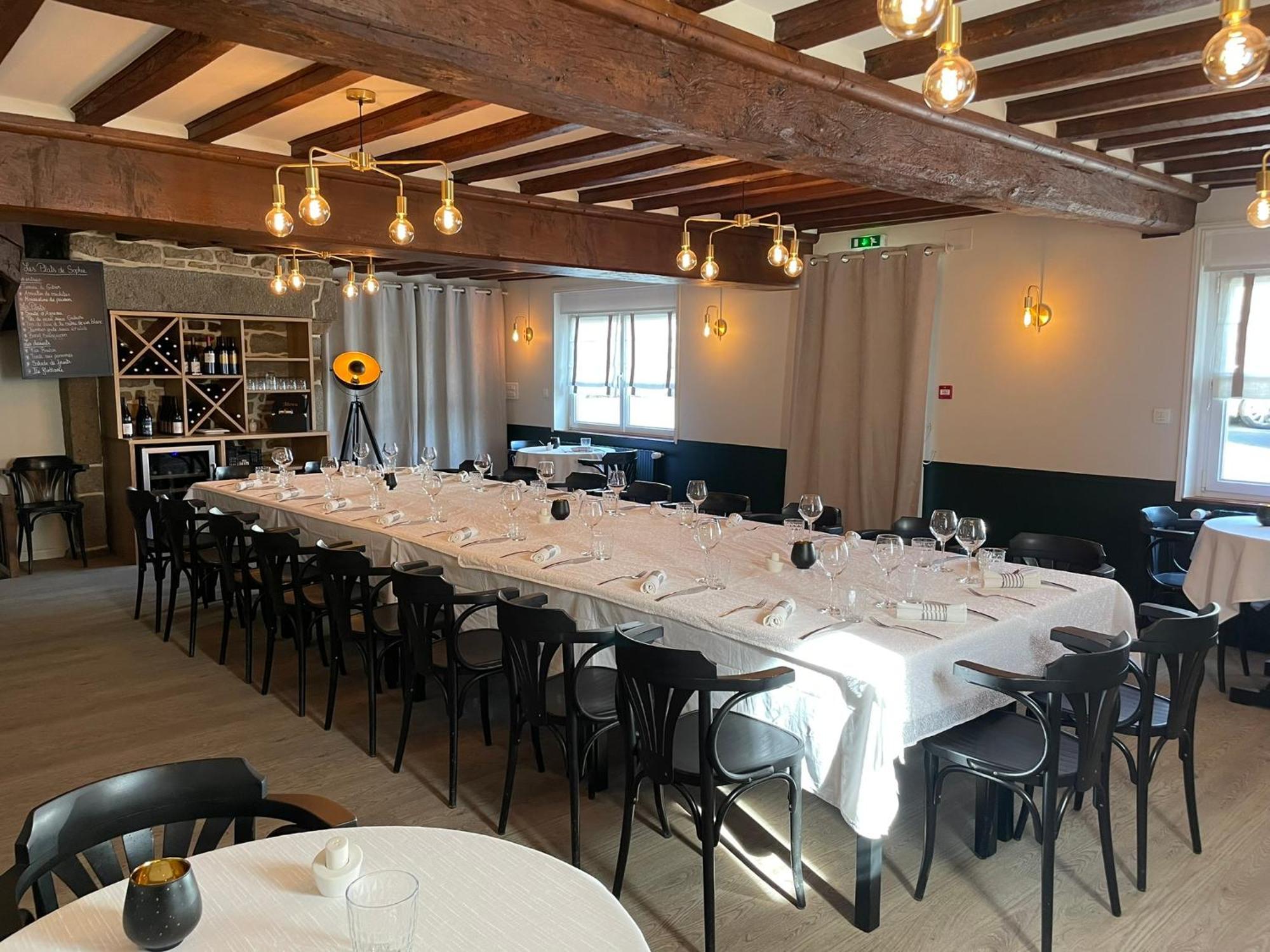 Briouze Restaurant Hotel Logis Chez Sophie מראה חיצוני תמונה