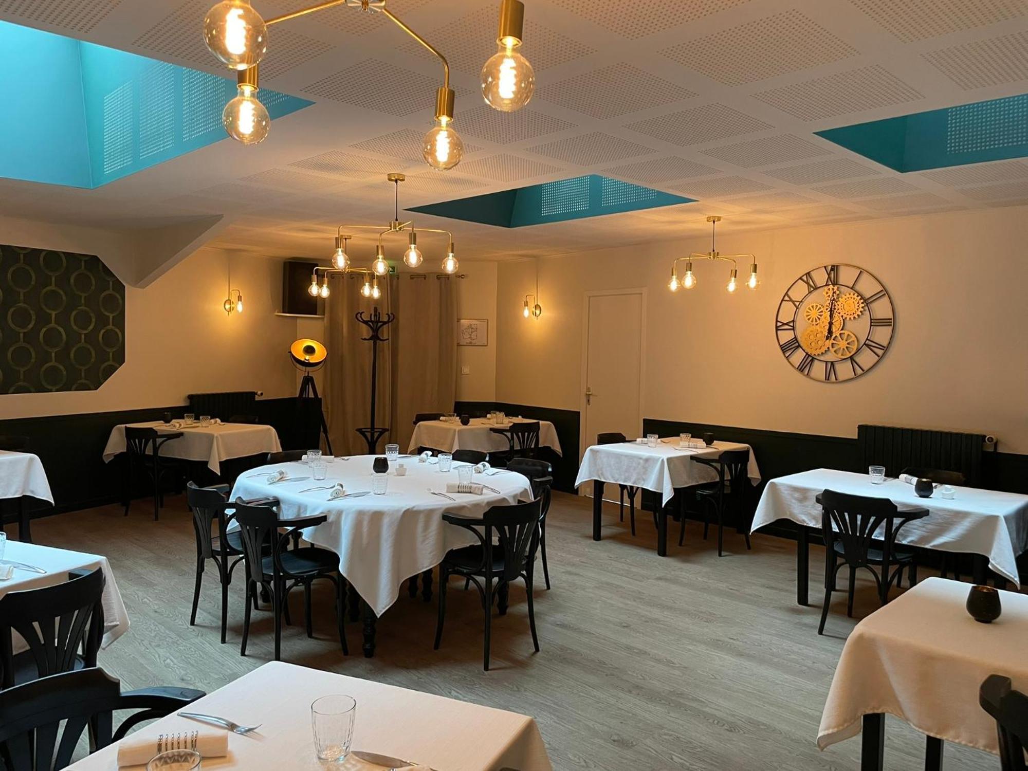 Briouze Restaurant Hotel Logis Chez Sophie מראה חיצוני תמונה