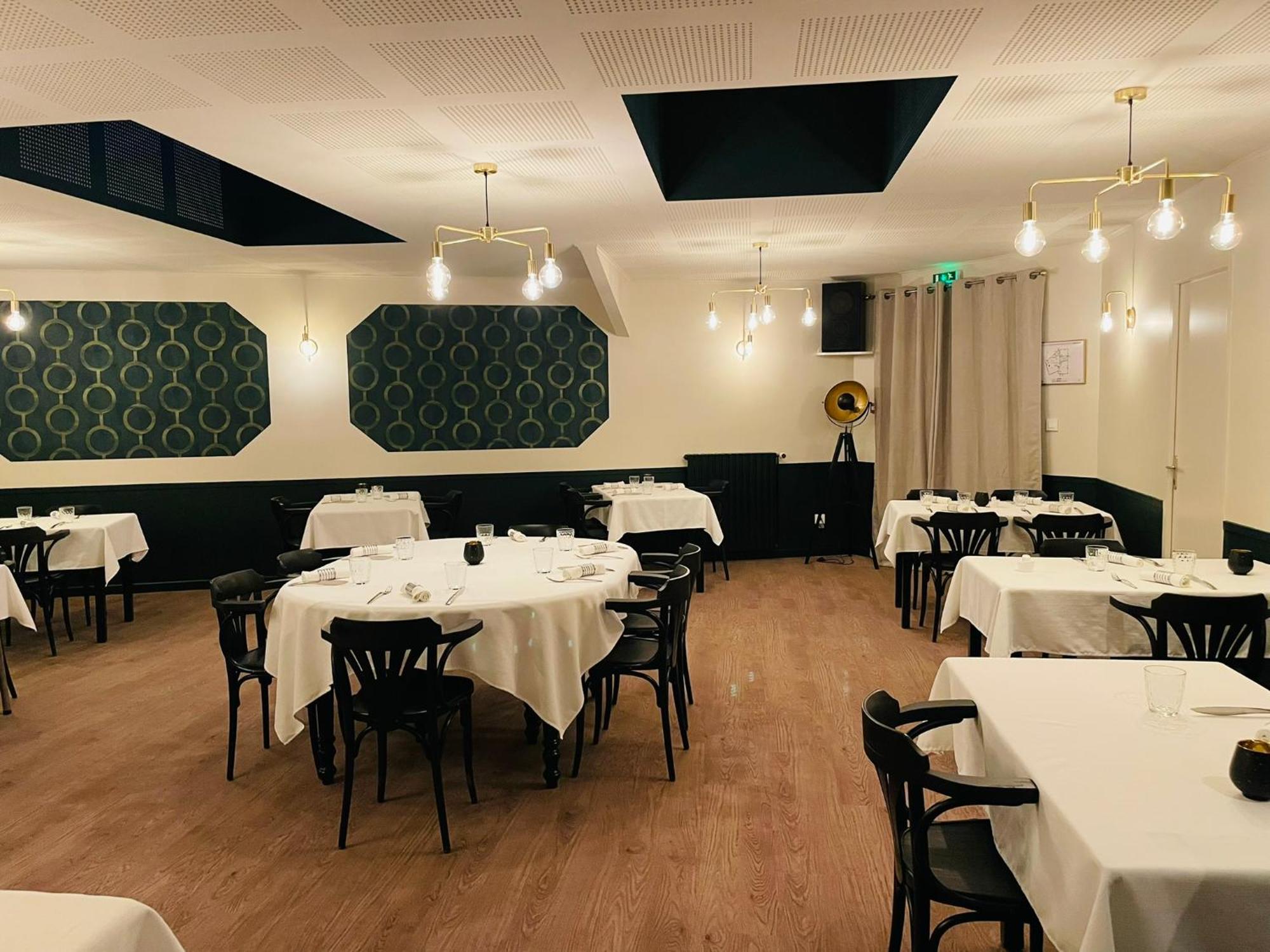 Briouze Restaurant Hotel Logis Chez Sophie מראה חיצוני תמונה